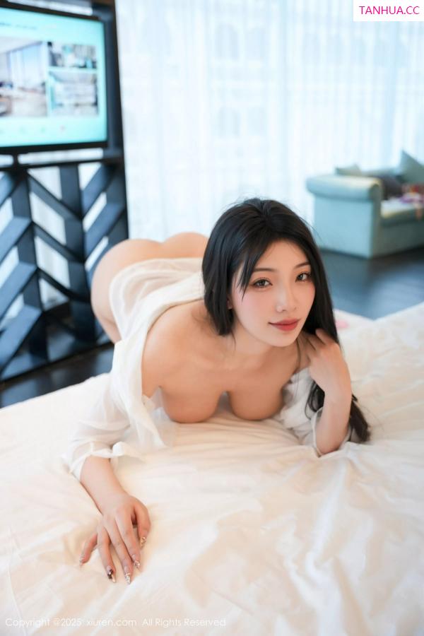 小泡芙  [XiuRen]高清写真图 2025.04.17 No.10163 小泡芙kiko 白色衬衫第56张图片